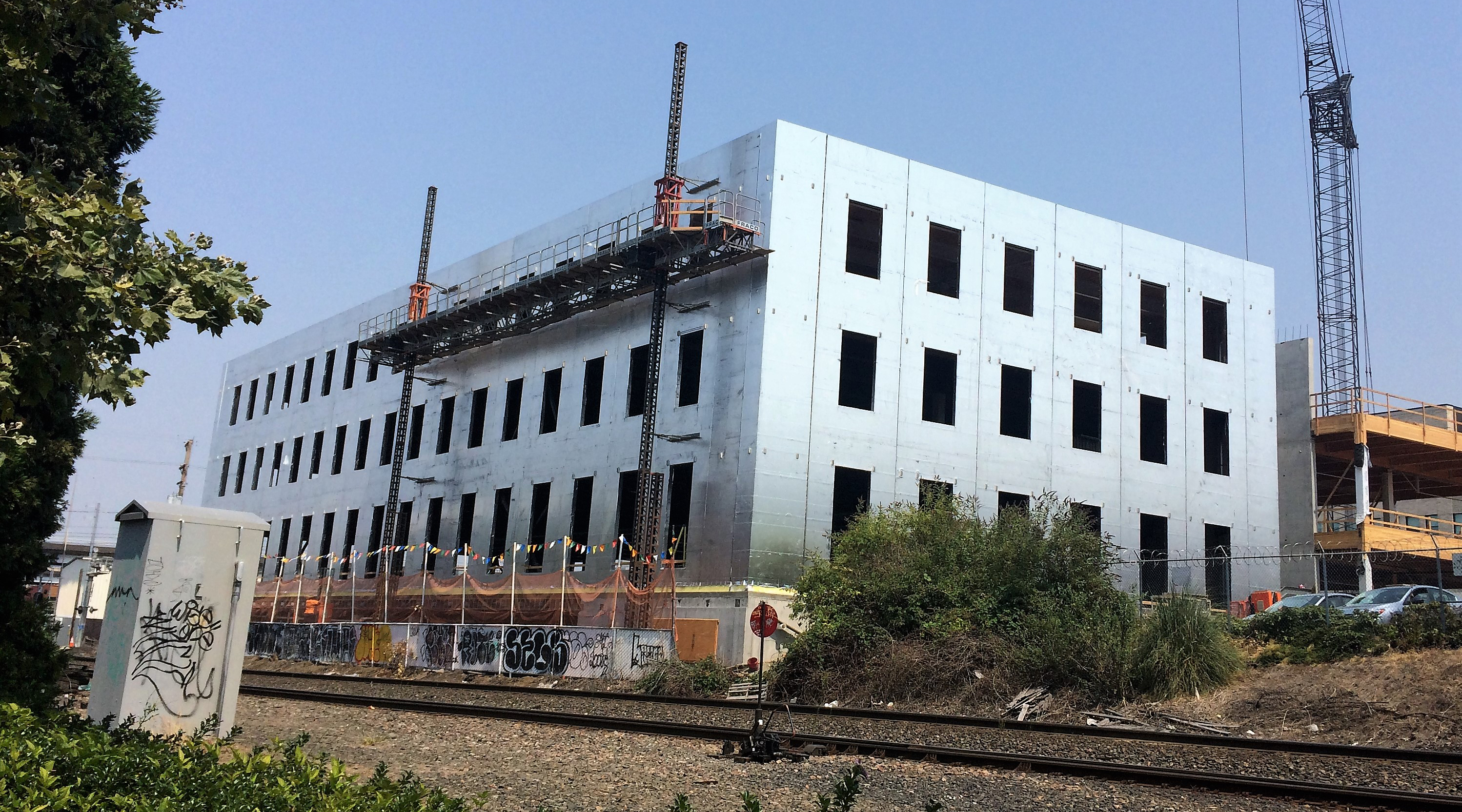 120 Clay Office Building Panelization